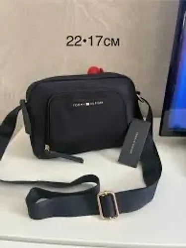 Bolsa Tommy Hilfiger importada