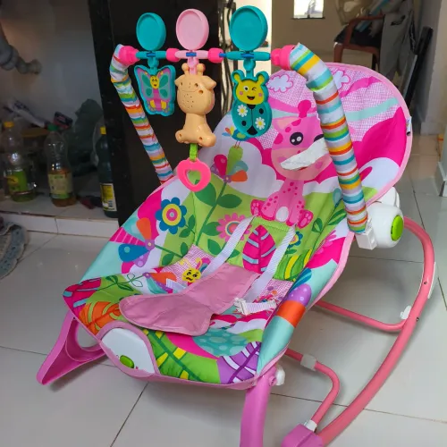 Cadeira de balanço infantil