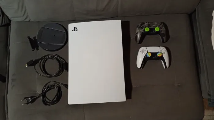 PLAYSTATION 5