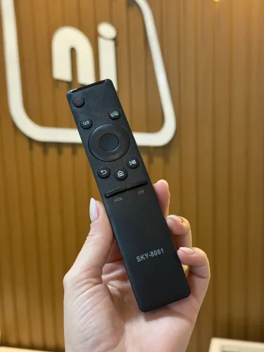 Controle Curvo Samsung Inteligente 4K
