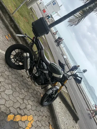 Scrambler 400 x estado de nova