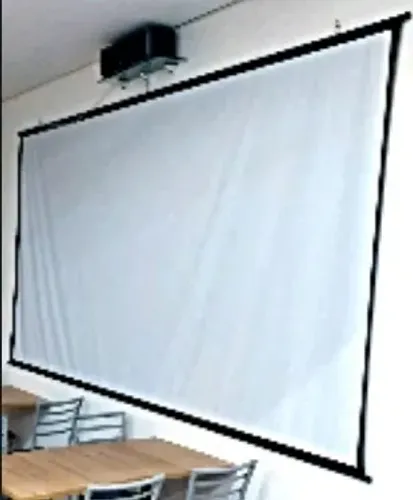 [DESCONTÃO] Telão 150" Wide Screen 3,00 x 2,28 m - 3 x R$144 no cartão de crédito