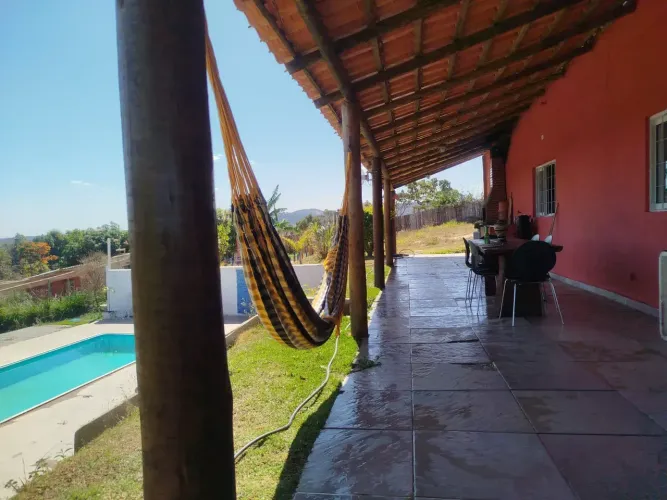 Sítio com 5.000 m², 4 quartos, piscinas em Taquaraçu de Minas, aceita troca por imóvel em