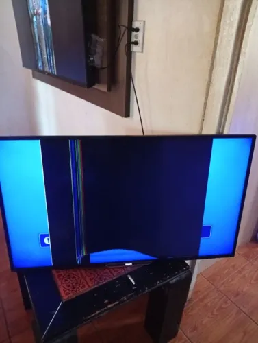 Tv quebrada Philips 39 polegadas