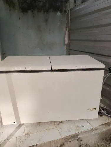 Freezer duas tampas 500 litros