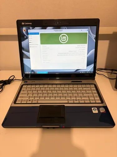Notebook Gateway - Core2Duo T5750 - 4GB - HD 500GB