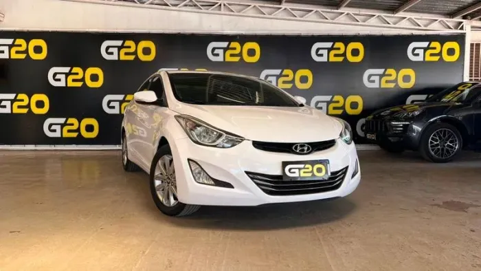 Hyundai Elantra 2.0 16V Flex Aut. 2016