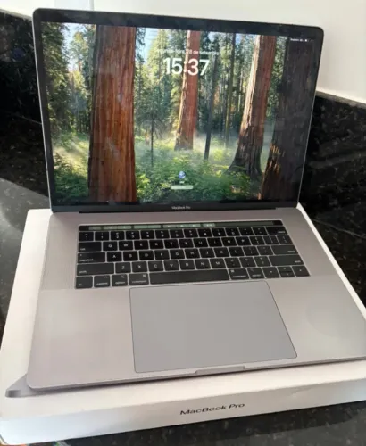 MacBook Pro 2018 - I7 16GB de RAM e 250GB SSD