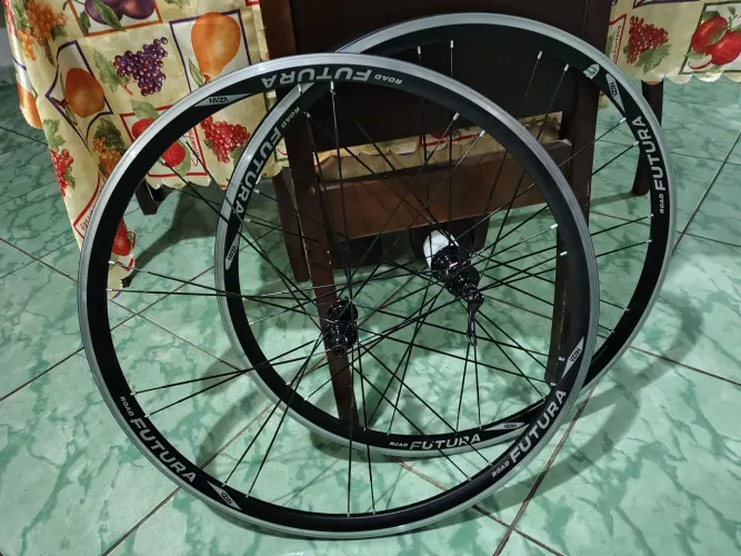 Roda vzan futura com cubos Arc 