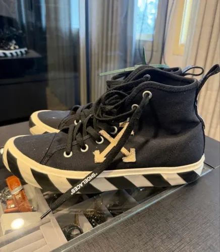 tênis off-white vulcanized cano alto 41