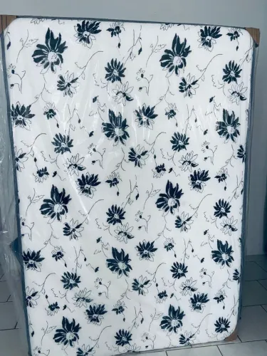 Cama box casal 1.28x1.88 Na promoção 390,00