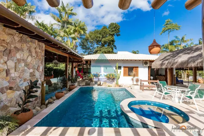 Casa com 9 quartos, Lagoinha - Condomínio Lagoinha, Ubatuba - R$ 9.5 mi, Cod: 2121
