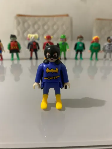 Batgirl DC Playmobil Kinder Ovo