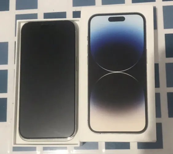 IPhone 14 Pro branco 256 GB R$3100