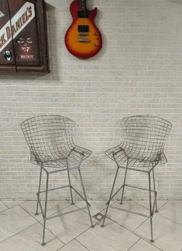 Cadeiras altas para Studio