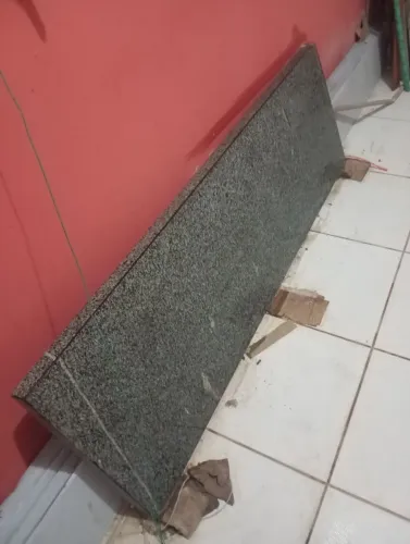 Pedra de mármore balcão ótimo pra cozinha