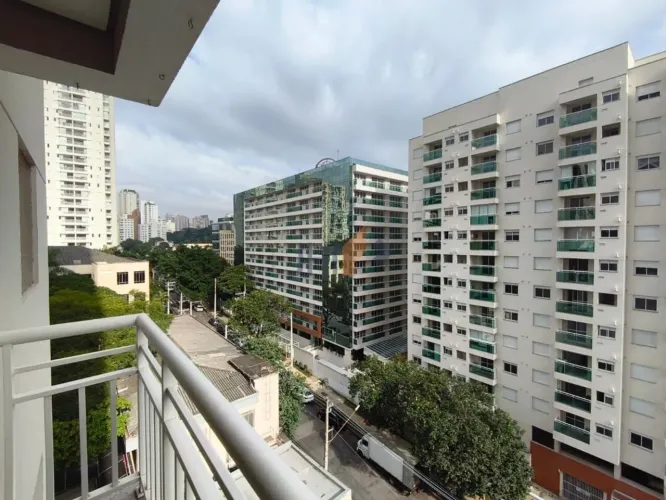 APARTAMENTO PARA LOCAÇÃO NA BARRA FUNDA COM SACADA | RUA DOUTOR ALFREDO DE CASTRO
