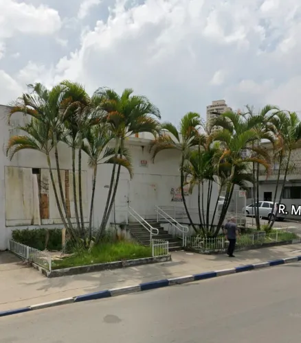 Prédio comercial na Avenida Guarulhos, 4200 355 m²