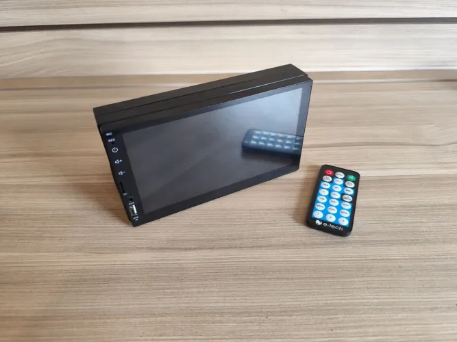 Radio automotivo h-tech com tela touch