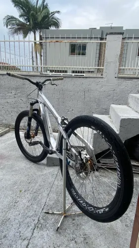 HUPI NAJA 2018 - Bike Street/Dirt | Excelente Estado