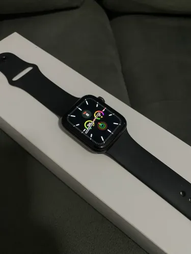 Apple Watch 5 44mm - Ótimas condições