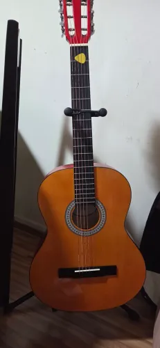 Violão novinho