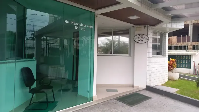 Imóvel para aluguel tem 76 metros quadrados com 2 quartos em Abraão - Florianópolis - SC
