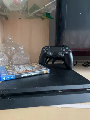 PlayStation 4 Slim 1Tb