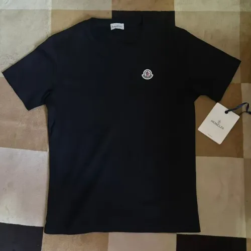 camiseta moncler patch logo preta