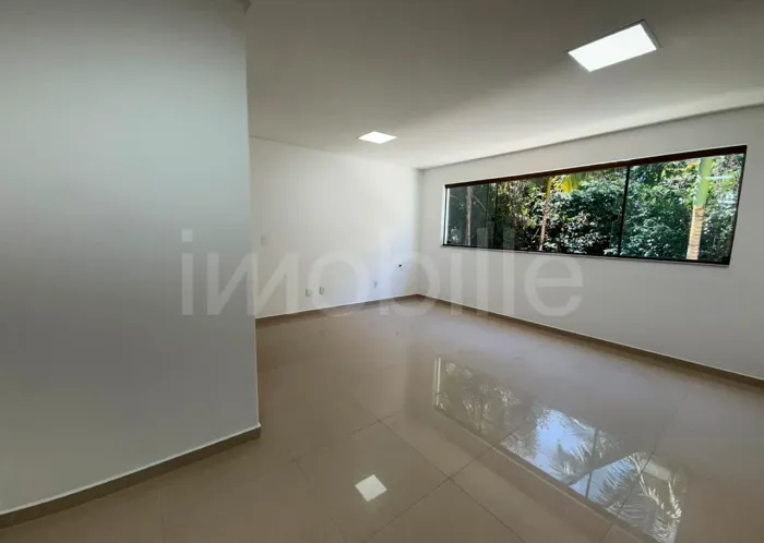 Sala térrea para locação no complexo Santa Clara - Consultórios médicos
