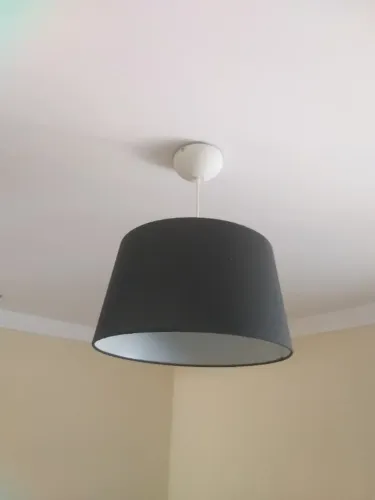 LUSTRE PENDENTE MODERNO - CÚPULA EM TECIDO PRETO