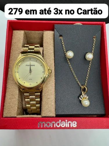 Relógio Dourado Feminino