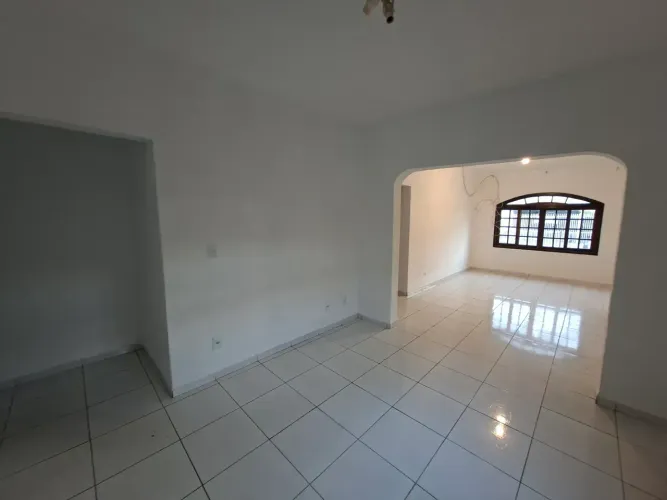 Imóvel para aluguel com 150 metros quadrados com 3 quartos em Brigadeiro Tobias - Sorocaba