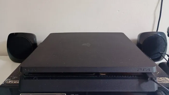 ps4 slim