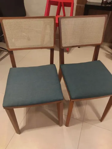 Cadeiras almofadinha com encosto Palha ( Duas )