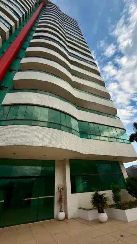 Cond Nau Capitania- Apto alto padrão parcialmente mobiliado