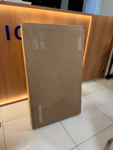 SMART TV 43" SAMSUNG QLED Q5F