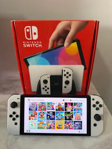 Nintendo Switch Oled com 128Gb - Desbloqueado
