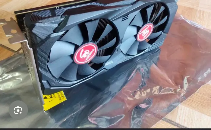 Rx 580 8gb, semi nova com 1 mês de uso, sem defeito nenhum