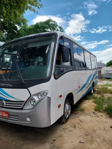 Venda de micro ônibus comil Piá 