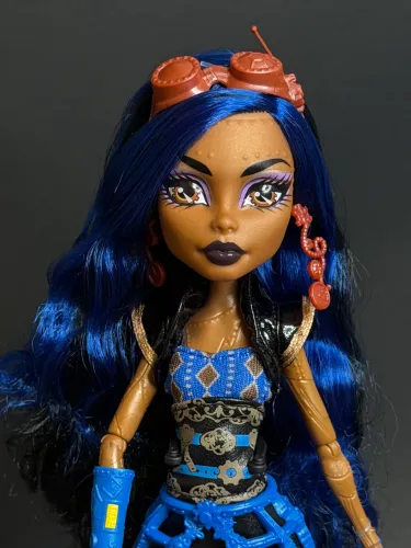MONSTER HIGH CREEPRODUCTION ROBECCA