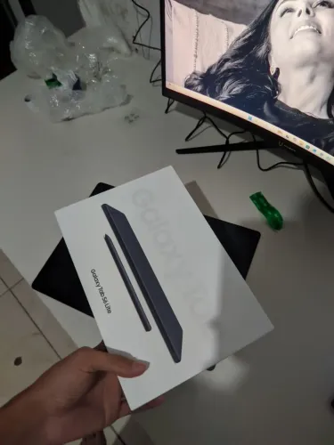 Tablet Galaxy Tab S6 Lite - Com S pen - apenas 8 dias de uso!!