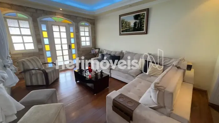 Casa de 3 quartos com suíte em Lote de 360 metros