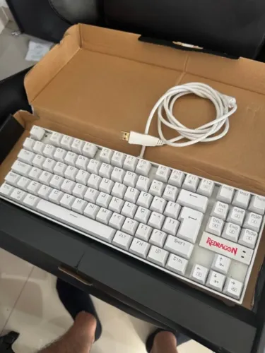TECLADO MÊCANICO REDRAGON KUMARA PRO V2 RGB TKL