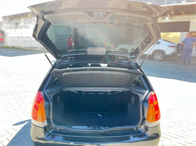 Fiat Palio ELX 1.3 MPI Flex 8V 4P 2004