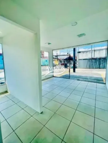 Parque 10 de Novembro - 980m2 - Imóvel Comercial - Vendo