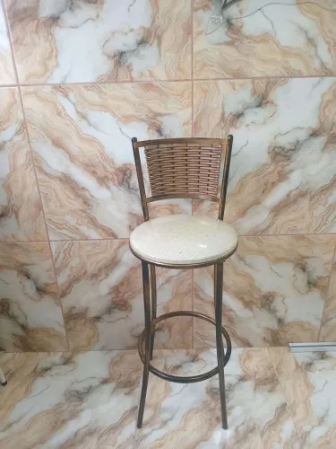 Banqueta de canto 