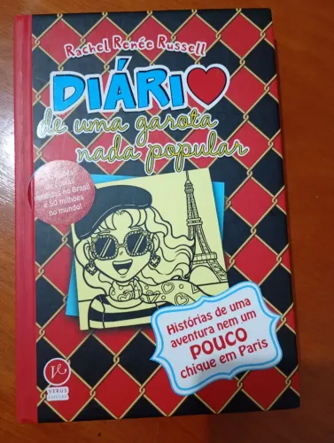 Livro "Diário de uma Garota Nada Popular n°15"