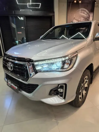 Toyota Hilux CD SRX 4X4 2.8 TDI 16V Diesel Aut. 2019