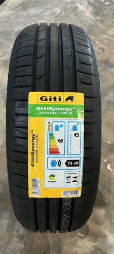 Pneu 265/65/18. 285/40/22. 750/16. 235/55/18. 235/60/17. 215/55/17. 205/55/17. 205/50/17